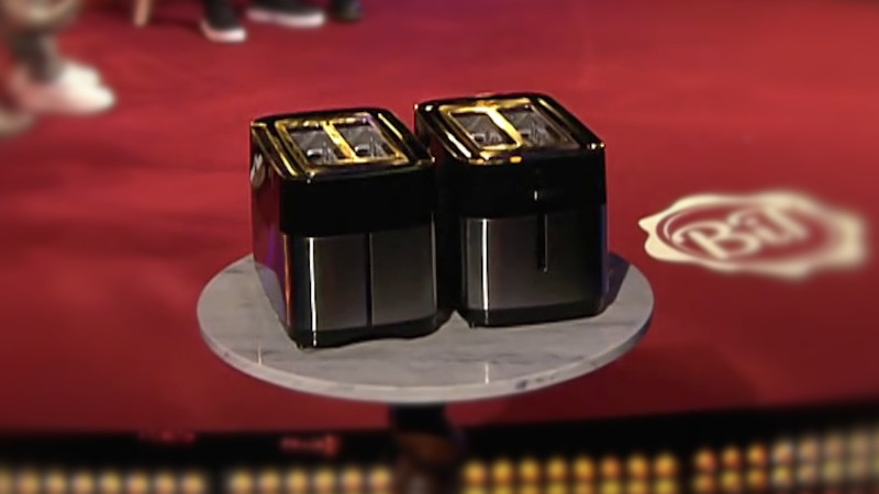Image of the prize in this episode: the two toasters used in the ‘Build the tallest crispbread tower while always making toast’ task.