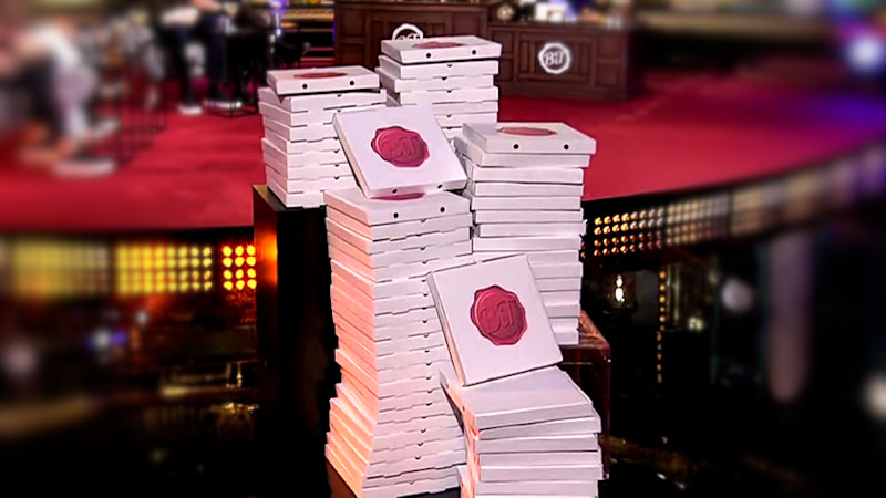 Image of the prize in this episode: all of the leftover pizzas from the ‘De-pineapple the pizzas’ task.