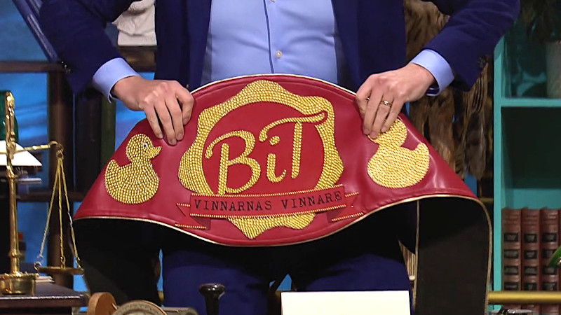 Image of the prize in this special: the Bäst i Test Winner of Winners Championship Belt.