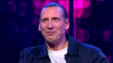 Image of Pekka Strang, the guest contestant on the episode.
