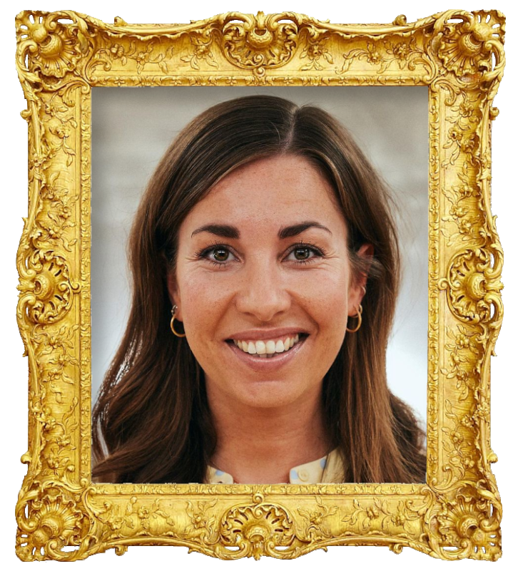 Headshot photo of Julie Rudbæk surrounded with an ornate golden frame.