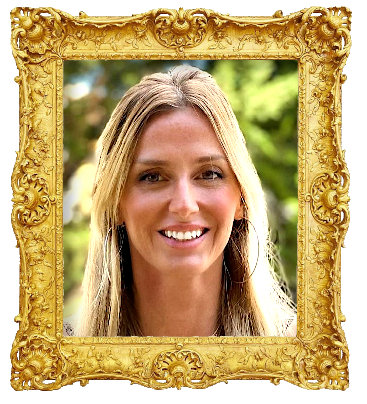 Headshot photo of Madalena Abecasis surrounded with an ornate golden frame.