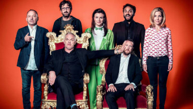 Cover image for the fifth series of the UK show Taskmaster, picturing the cast of the series.