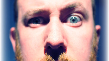 Cover image for the first year of the Edinburgh Fringe show The Taskmaster, picturing the host of the show, Alex Horne.